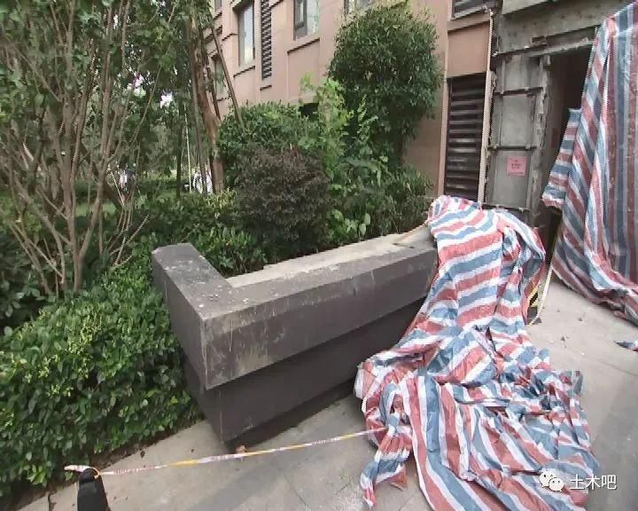 雨篷|住宅雨篷坍塌!后植筋惹的祸?