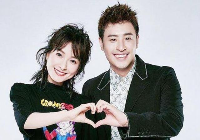  男方|潘玮柏吴昕当年有多甜？男方多次撒糖遭调侃，连杨幂伊能静都嗑过