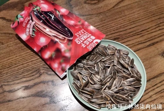 哈密瓜味|这8种口味的瓜子,3种已“消失”,全吃过的都是60后了