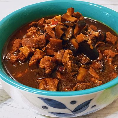  2勺|香菇焖肉酱