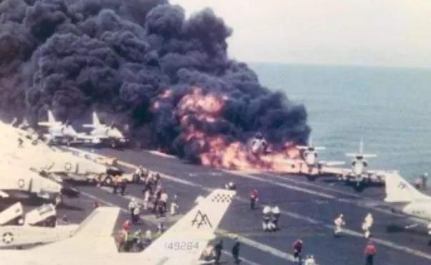  情况|连续起火两艘军舰，美军损失严重，意外暴露管理不善等情况