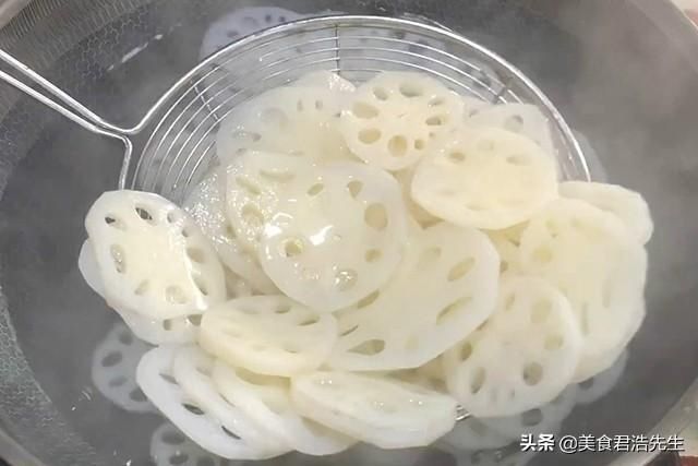  受欢迎|天热凉拌菜更受欢迎，这道凉拌菜做法，酸辣脆爽，美味又下饭