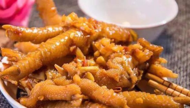 五花肉|精选美食:排骨老豆腐,家常小炒肉,凉拌鸡爪,风味小炒肉的做法