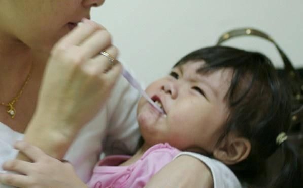 苦劝|“性早熟”的娃越来越多，医生苦劝这些食物上了黑名单，别坑娃