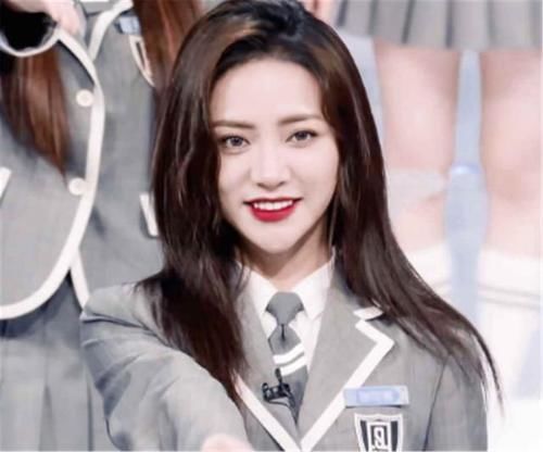 谢可寅|THE9资源分配不均,赵小棠谢可寅录制新综艺,其他成员没动静