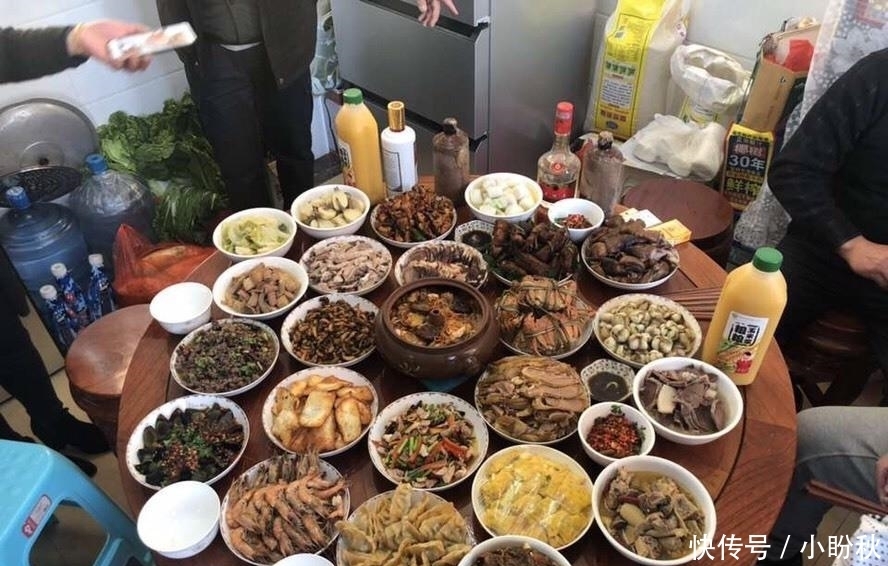 精致|全国各地的年夜饭，东北的最大气，广东的最精致，这个地方最奢华