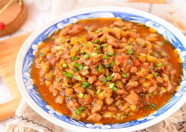  营养|又是爱上吃面的一天，妈妈味的“茄子打卤面”，浓香入味好营养