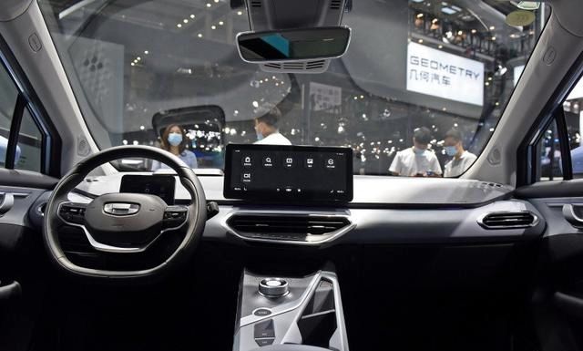 即将|吉利旗下的纯电动车型即将上市，续航里程550公里，仅售13万元起