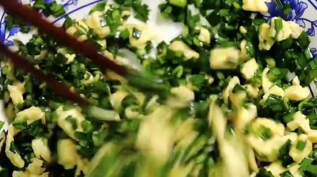 真的|韭菜加豆腐:这样真的太香了,美味至极,回味无穷!