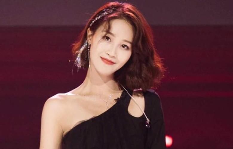  淘汰|《姐姐们》五公淘汰名单，宁静组黄圣依白冰淘汰，蓝盈莹主动退赛