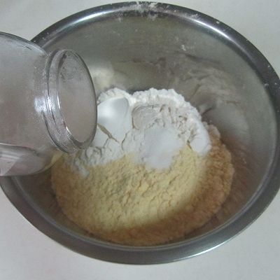 耳朵|香肠抱子甘蓝炒猫耳朵