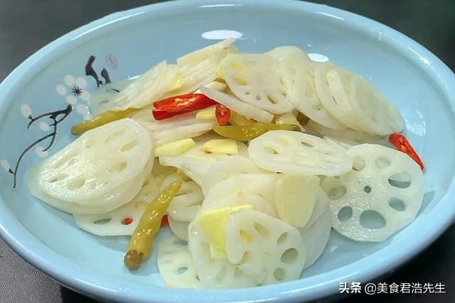  受欢迎|天热凉拌菜更受欢迎，这道凉拌菜做法，酸辣脆爽，美味又下饭