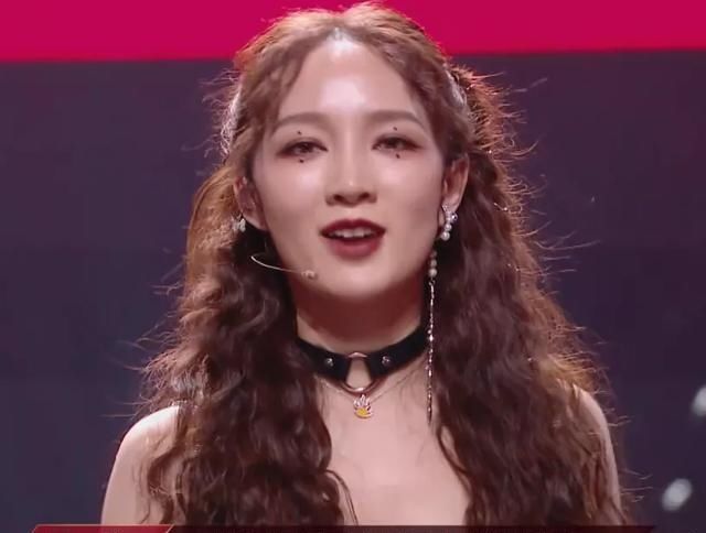  乘风破浪|《乘风破浪的姐姐》孟佳淘汰，是一场阴谋，也是一场秀！