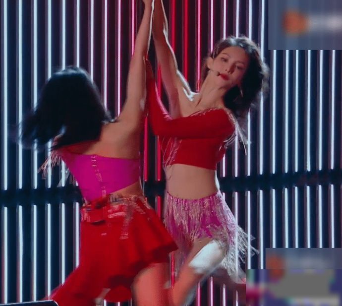 李斯丹妮组|《浪姐》五公团战,李斯丹妮全员晋级,480高票实至名归