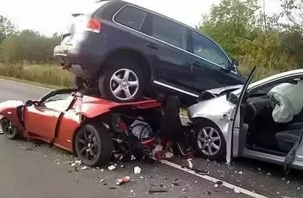 车子|清远一车主把车停在路边停车位上，6天后发现车子被盗，这……