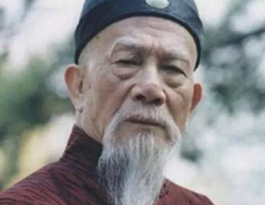 德国|李鸿章在德国，问了俾斯麦2个问题！为何听到答案后，却沉默不语