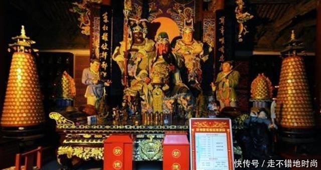  穷光蛋|一傻子为了祭拜关羽, 家里的财物通通被骗走, 从富豪变成了穷光蛋