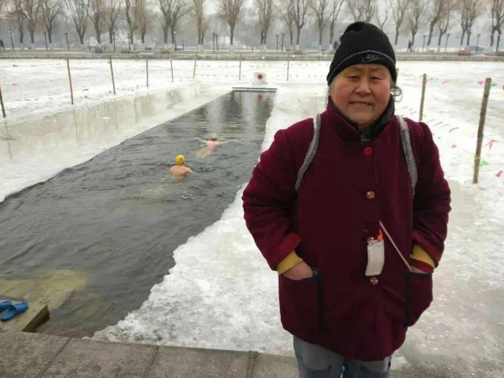  癌症|癌症被宣布半年生命 爱上冬泳后她多赚 17 年！