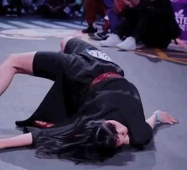 开播|《街舞3》开播燃炸了!钟汉良替补罗志祥,张艺兴是搞笑担当?