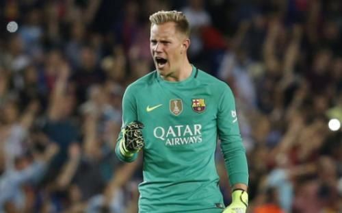  传来|凌晨1点!巴萨传来喜讯:成功与6亿巨星续约5年,巴托梅乌亲自证实