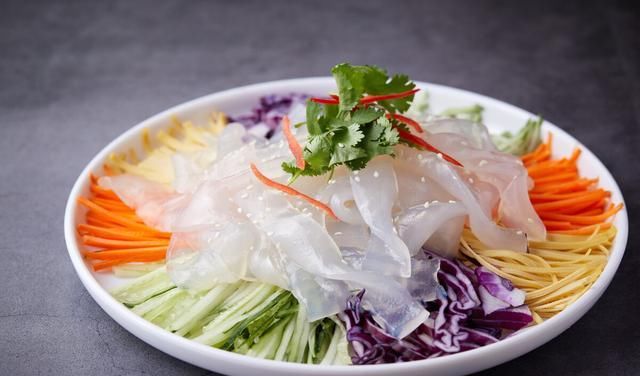 美食|到东北必吃的16道美食,一道杀猪菜就能迷倒我们,全是经典味道