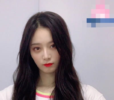  创造|徐艺洋被《创造营》淘汰后，谁注意她的微博认证？好会蹭热度