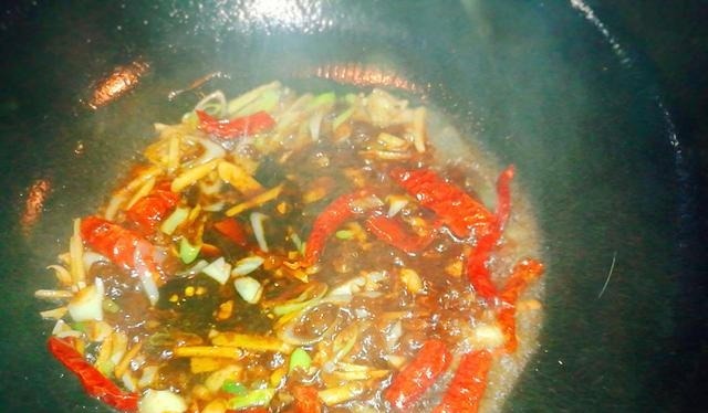 好吃|嘎牙子炖茄子,吃了上顿想下顿,好吃的秘诀很简单,不信你试试!