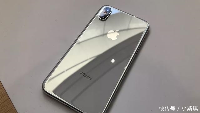 #新意#品牌价值无人能及: 苹果iPhone XS毫无新意都能成网售爆款