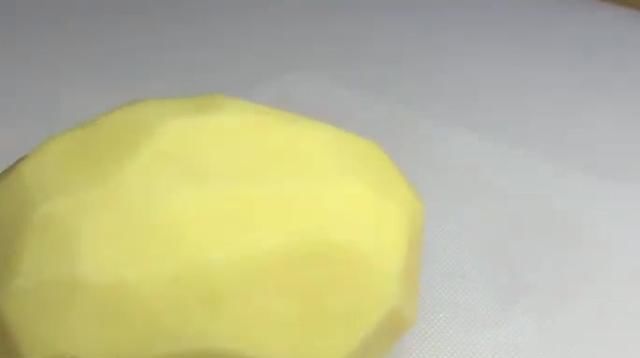  完美|南瓜加土豆，这样做出来的美食，完美的解决了家人的晚饭问题！