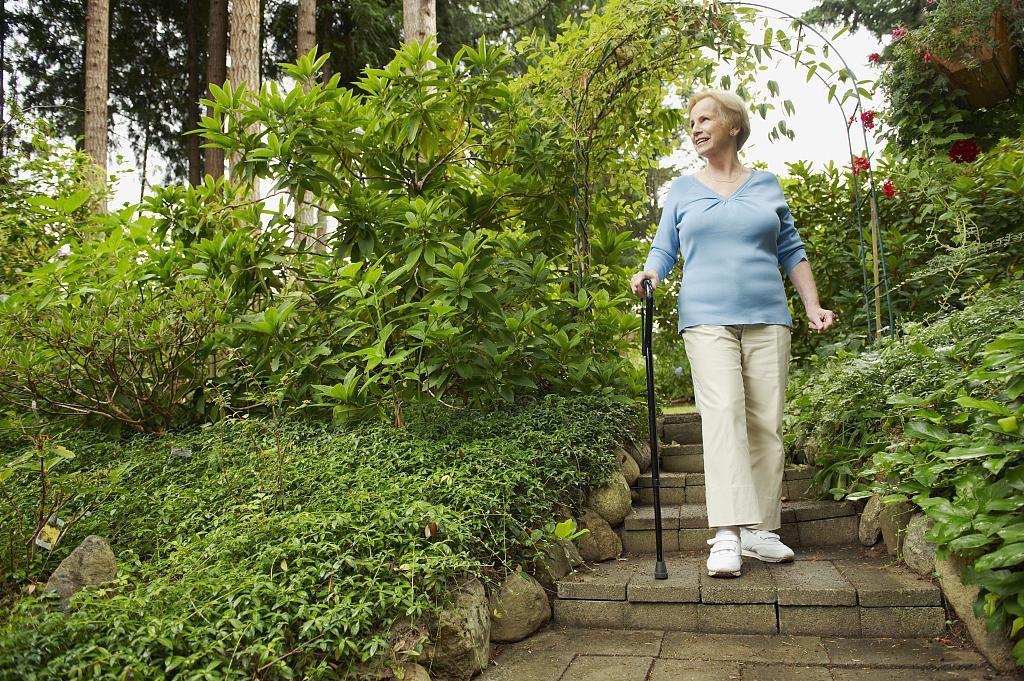  愿望|80岁老人的生日愿望，儿女泪目：“我病了不用治，直接埋了吧”