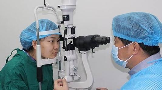  前用|十年前用激光治近视的那些人，有后悔过吗？网友说出了心里话