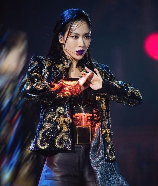  喜爱|《浪姐》观众喜爱度个人排名，王霏霏喜提第一，宁静的反应太大了