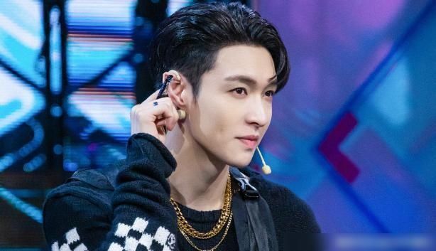  导演|《街舞3》导演称不再邀请张艺兴，说出原因后，网友：你行你上