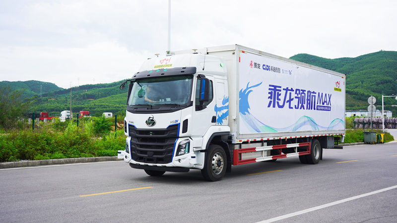 广西首个园区物流无人驾驶重型卡车在柳州投入商业运营插图