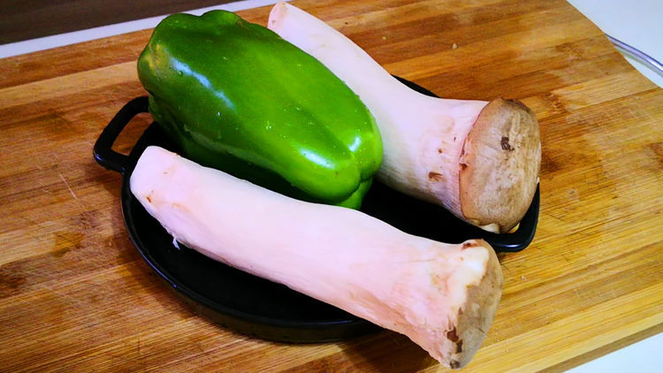 白菜|秋天,多给孩子包这馅饺子,开胃又消食,比韭菜和白菜都鲜,真香