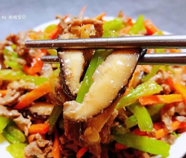 喜欢|时蔬炒牛肉,营养丰富,味道鲜美,家人都喜欢