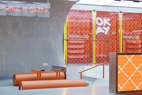 滑板|在像极潮牌店的滑板公园里喝奶茶是种什么体验?椰椰星球清新来袭