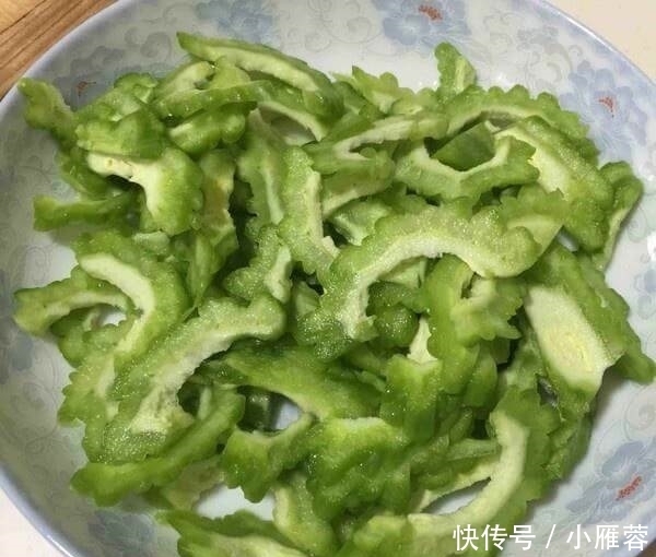  素菜|多吃不长肉！减肥人士最爱吃的一道简单素菜！营养健康还美容！