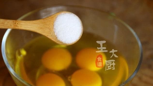  不换|榨菜炒鸡蛋，给肉都不换，香味浓郁，可口下饭