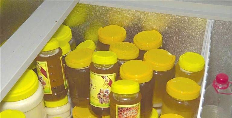  放进冰箱|千万不能把它们放冰箱！待到变黑变质，扔掉又觉得可惜