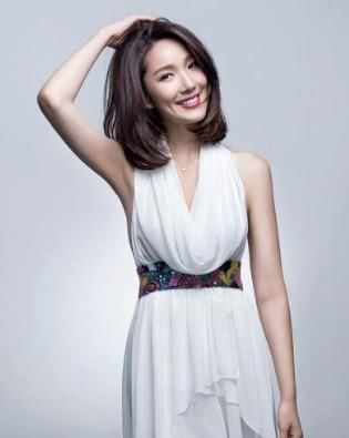  护栏|王祖蓝家的豪宅曝光，家具全做包角还能理解，厨房却设有护栏？