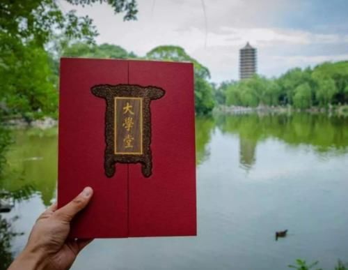  录取工作|高考生注意！教育部和国家邮政局联合发布通知，这届新生有福了