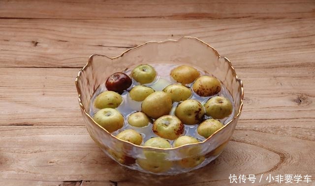 美味|秋天,碰到这水果别手软,6块一斤,煮一锅囤起来,冬天吃特美味