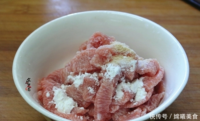 家常|这款家常开胃菜,孩子隔三差五就喊馋,酸甜香酥,连汁都不剩