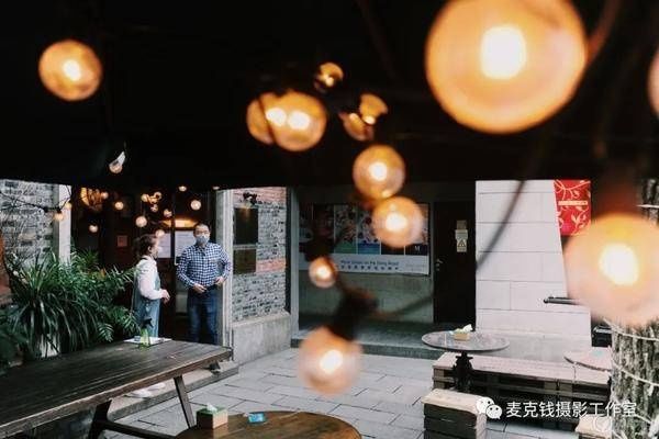  理光|从＂新天地＂到＂新世界＂ 理光 GR3 的街头日记