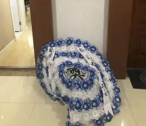  租房|姑娘找中介租房，没租成！花了几百块送了中介一样东西！被抓了！