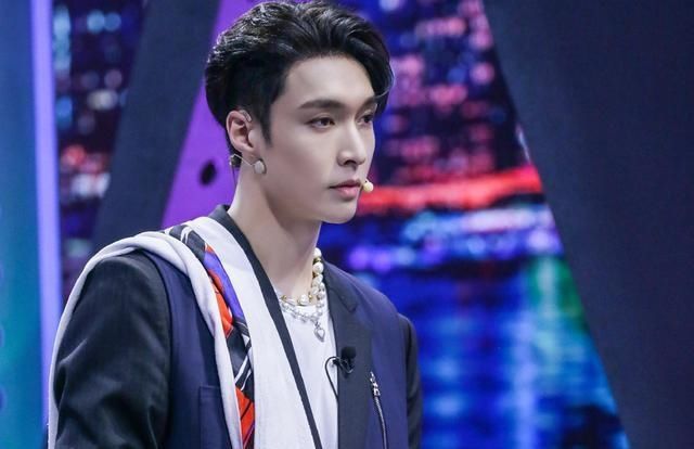  张艺兴|街舞：张艺兴故意说错神秘嘉宾，男人帮合体，王一博再现经典语录