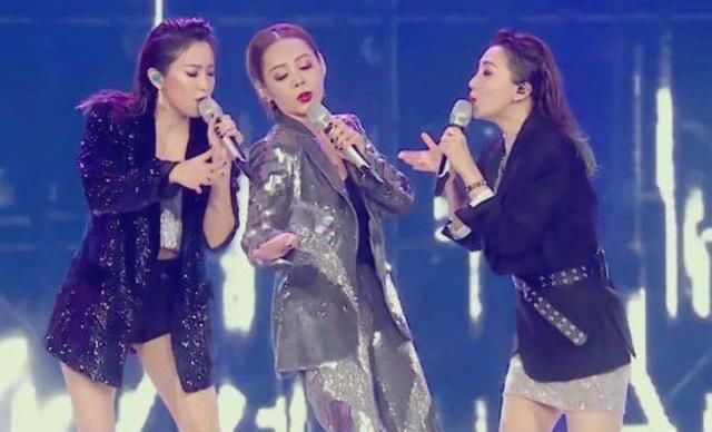  湖南卫视|吴昕在《乘风破浪》唱跳俱佳，在《快乐大本营》才艺平平是人设？