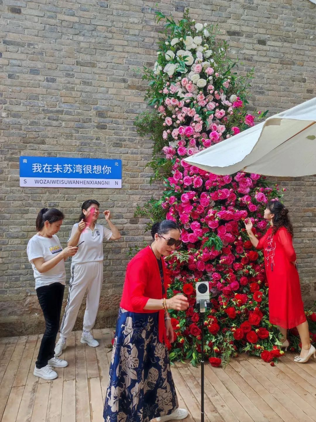 揭开神秘面纱！今天，很多黄石人赶往这里