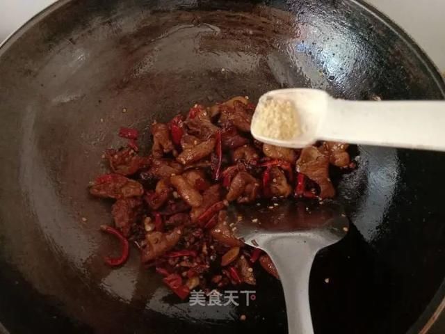 下酒|香而不腻的肥肠煲！零厨艺家常菜！下酒又下饭，好吃到爆